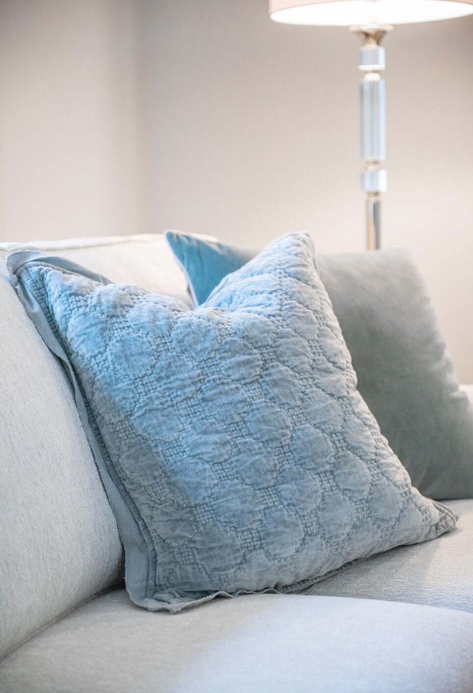 Accent Pillows Living Room Design By The Jonathans