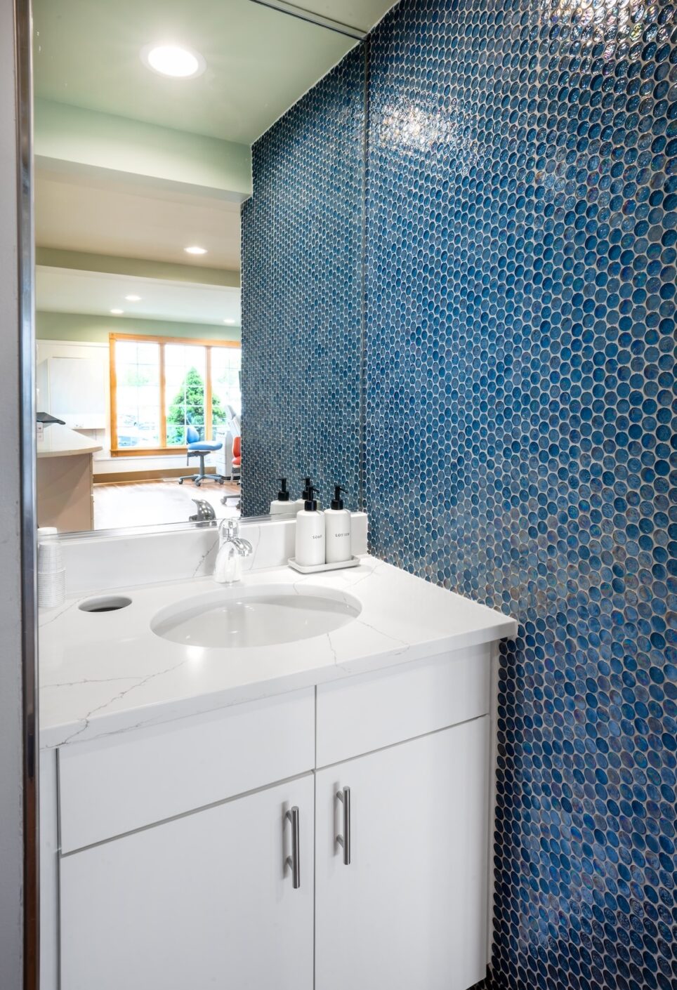 Bathroom In Doctors Office Interior Design