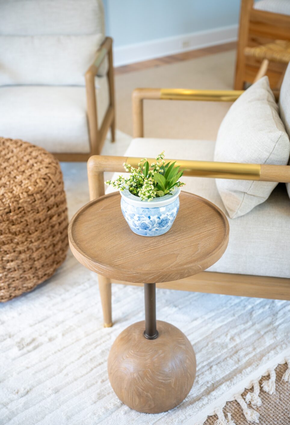 Interior Design Furnishings Small Table With Plant